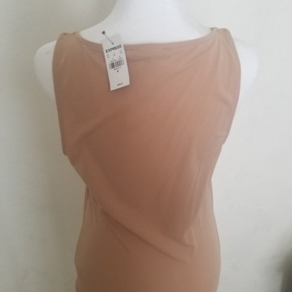 Express Nude Layering Tank. Medium. - Picture 2 of 4